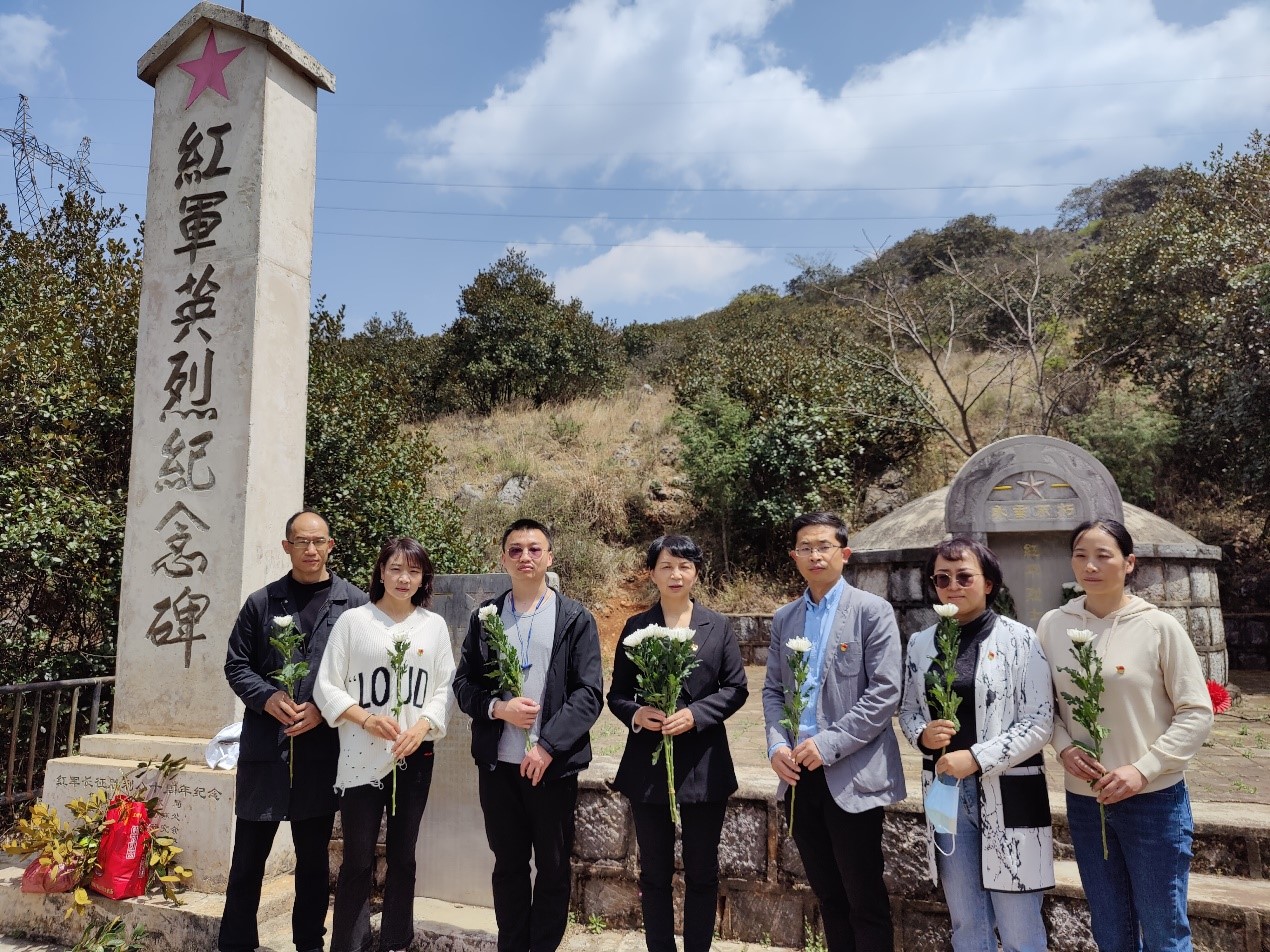 b14d4ff12d534e61956f594b4eaf536b.jpg b14d4ff12d534e61956f594b4eaf536b.jpg