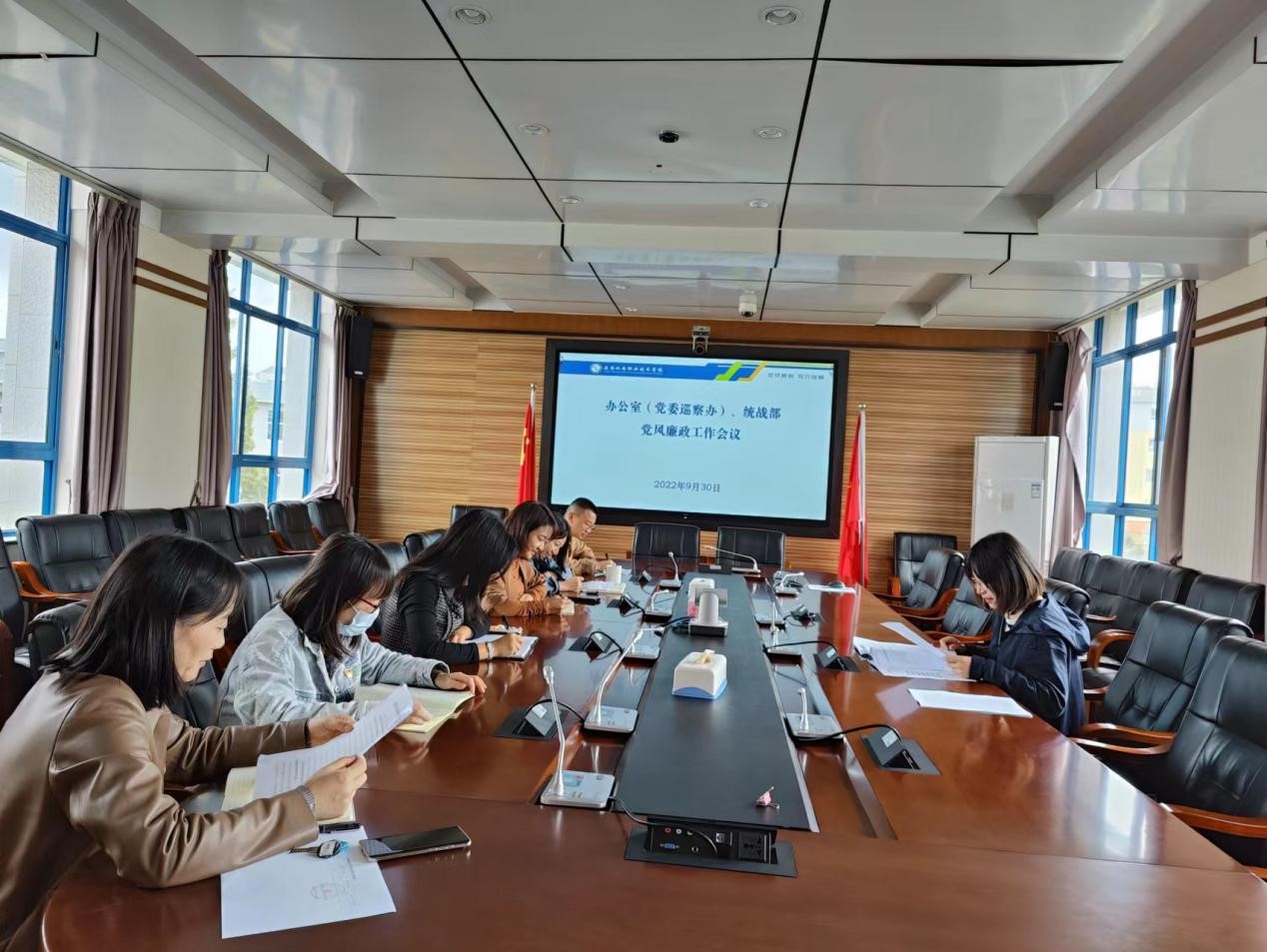 91d445369f1e4f18b7a0f4e1123fa758.jpg 91d445369f1e4f18b7a0f4e1123fa758.jpg