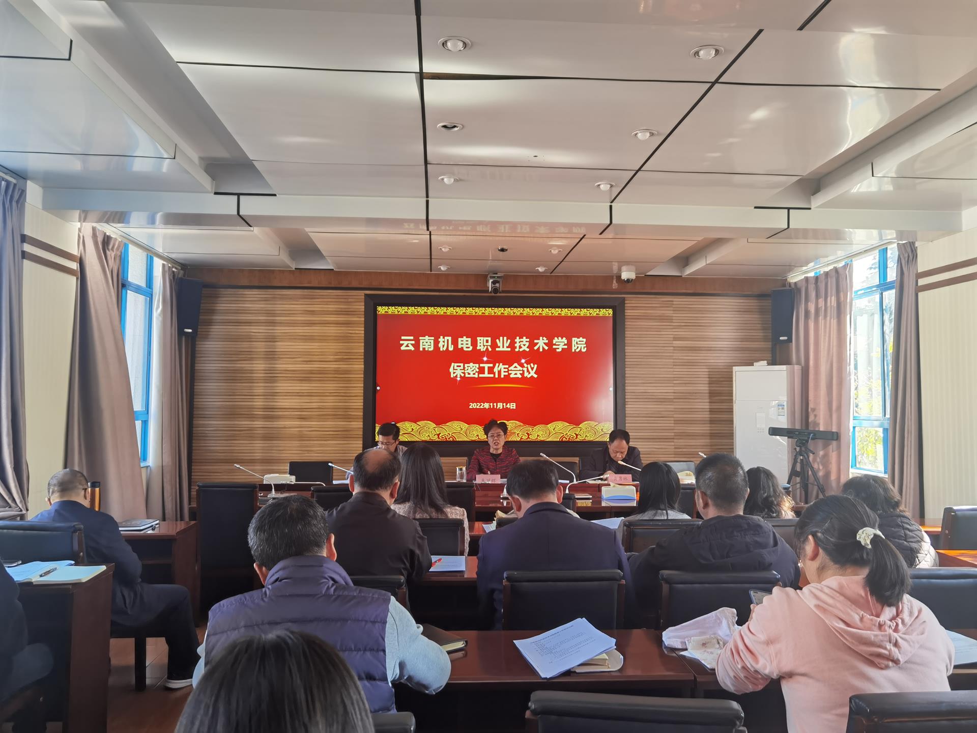 d6ac4a9efef447bc8cf3d3e69925d022.jpg d6ac4a9efef447bc8cf3d3e69925d022.jpg