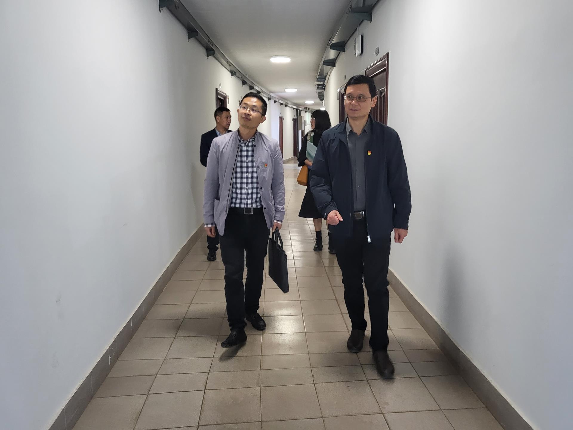 e384d7246e2a4179b71fad81db15c115.jpg e384d7246e2a4179b71fad81db15c115.jpg