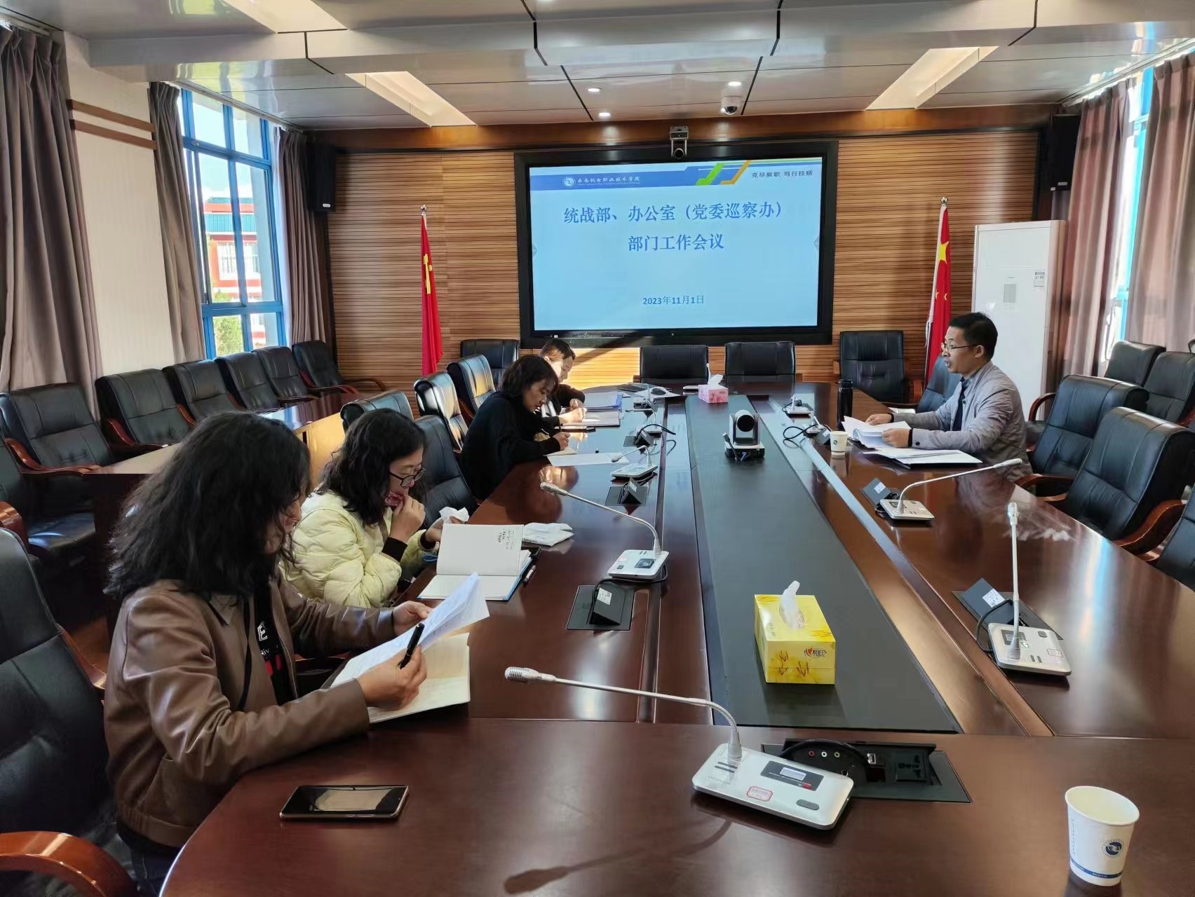 7d315d177c764022b4bc5215be43ca7f.jpg 7d315d177c764022b4bc5215be43ca7f.jpg