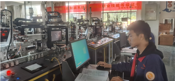 82bf82f85527429c9ee8a3b7b969d19e.png 82bf82f85527429c9ee8a3b7b969d19e.png