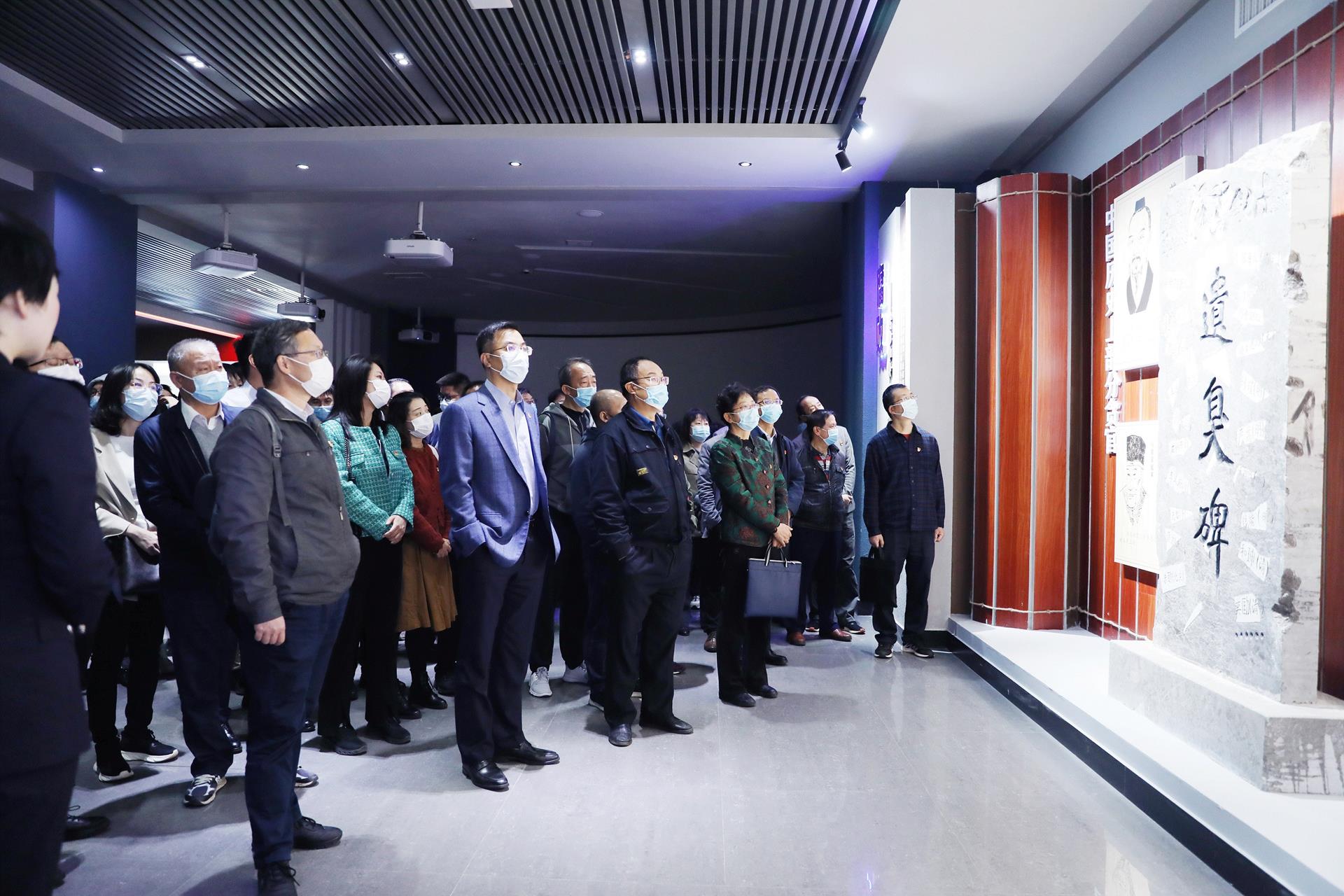 ec6a0cd43ad34b048822e97978b8886a.jpg ec6a0cd43ad34b048822e97978b8886a.jpg