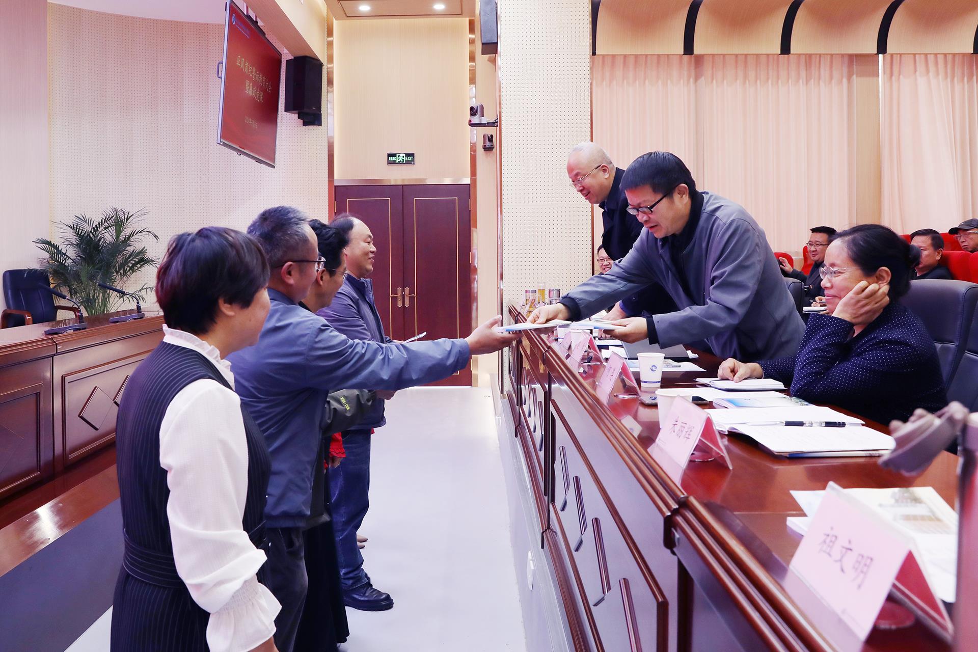 f2336c826d5745aeaae2506f1d553fcf.jpg f2336c826d5745aeaae2506f1d553fcf.jpg