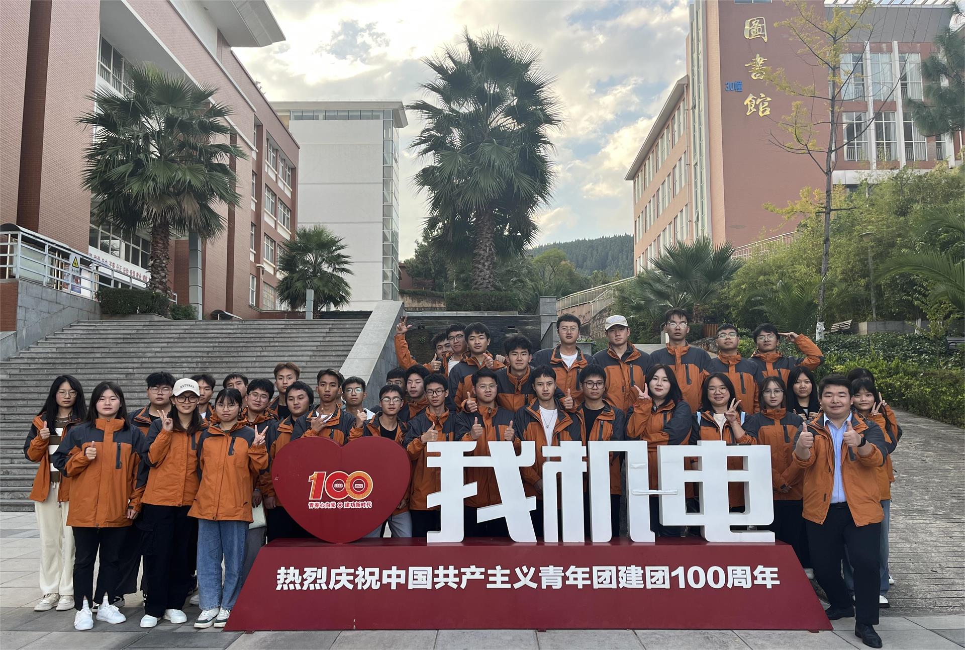 d9f90a50f1d34c64a776149cef6fb359.jpg d9f90a50f1d34c64a776149cef6fb359.jpg