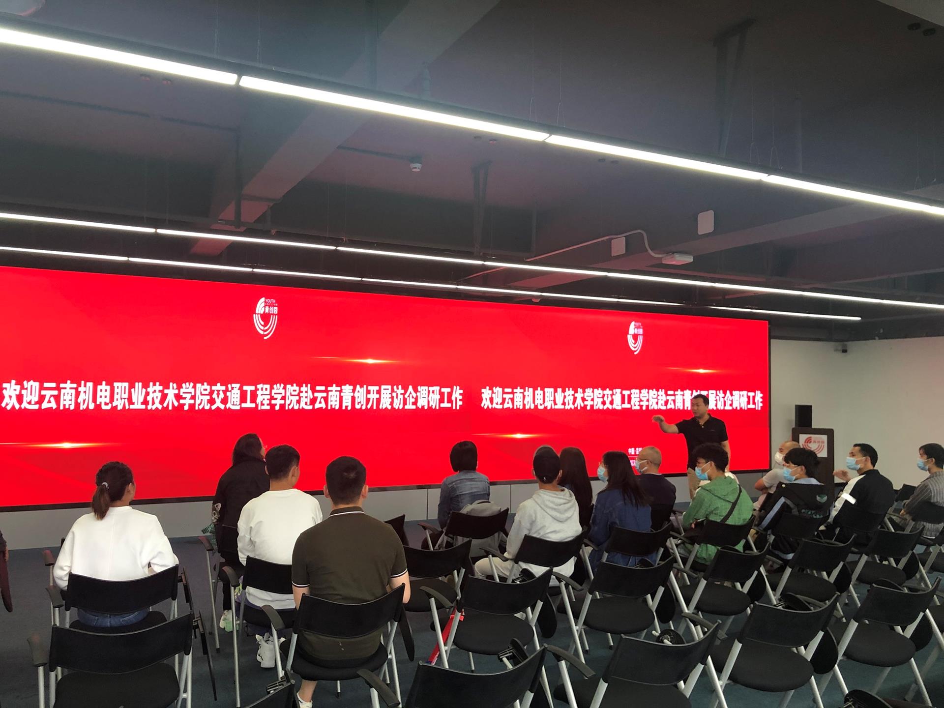 71bb856cb52041a7b03d4f5c7e23844e.jpg 71bb856cb52041a7b03d4f5c7e23844e.jpg