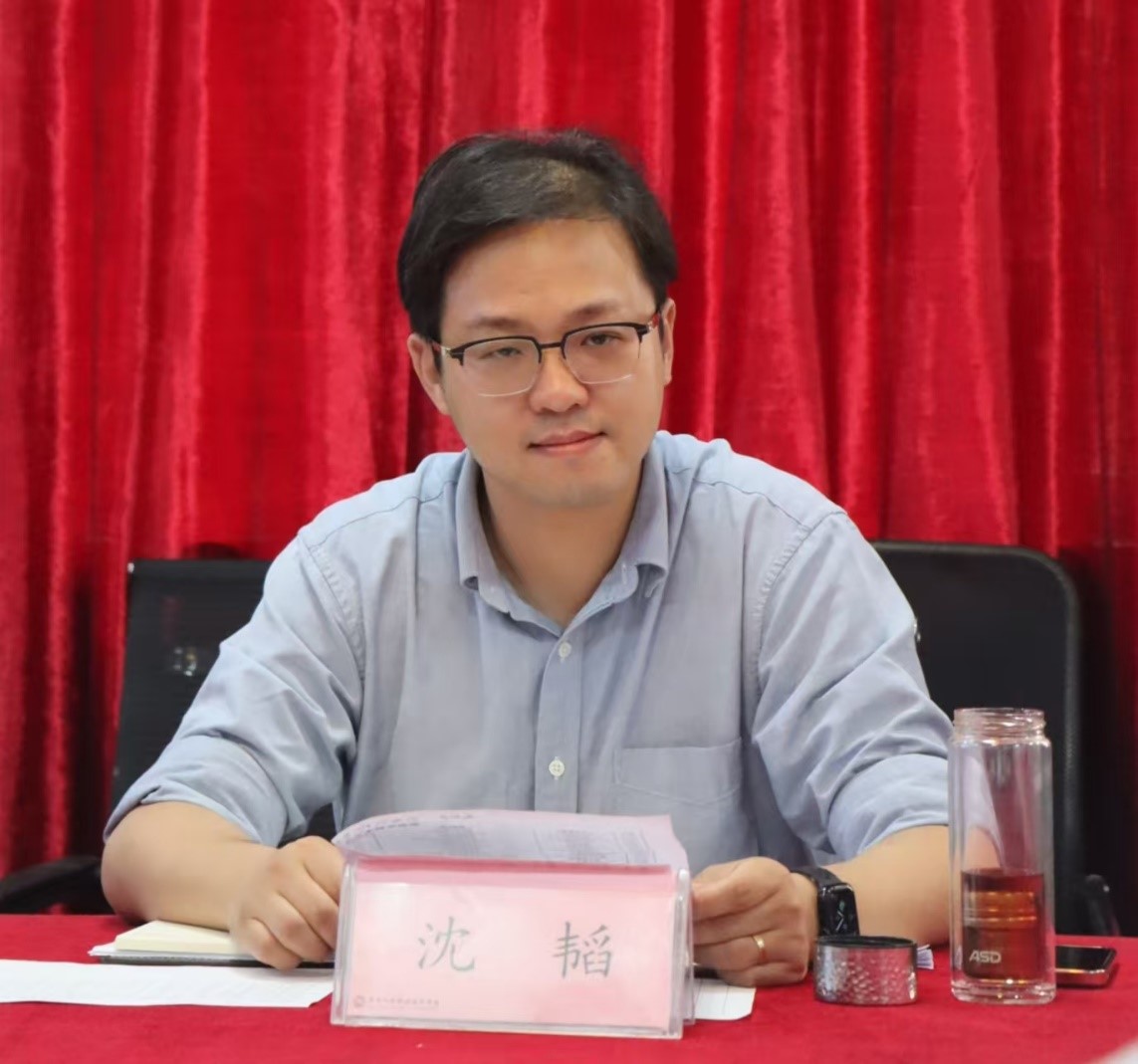 061dad75dc5b482fa072624934ebc894.jpg 061dad75dc5b482fa072624934ebc894.jpg