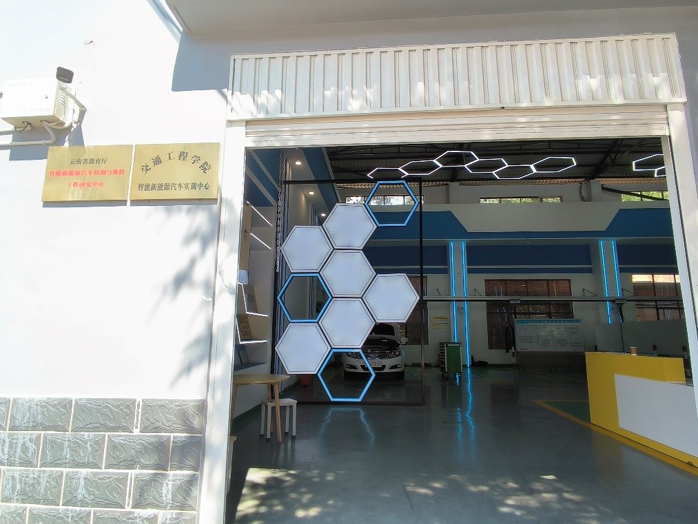 8e88045c2994468f9ab3fcd7cb2a1c3f.jpg 8e88045c2994468f9ab3fcd7cb2a1c3f.jpg