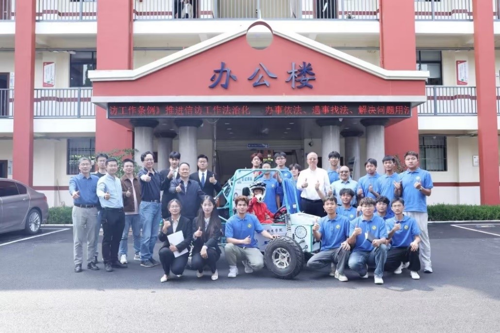 bbd597158eca44b893b07a47ce3c1cd4.jpg bbd597158eca44b893b07a47ce3c1cd4.jpg