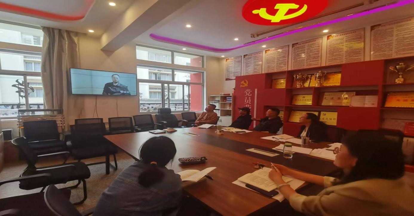 a6f7e9b08fa940329b87b51159d7e21c.jpg a6f7e9b08fa940329b87b51159d7e21c.jpg