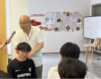 e4607c36453647e4b8bda95493381dd3.png e4607c36453647e4b8bda95493381dd3.png