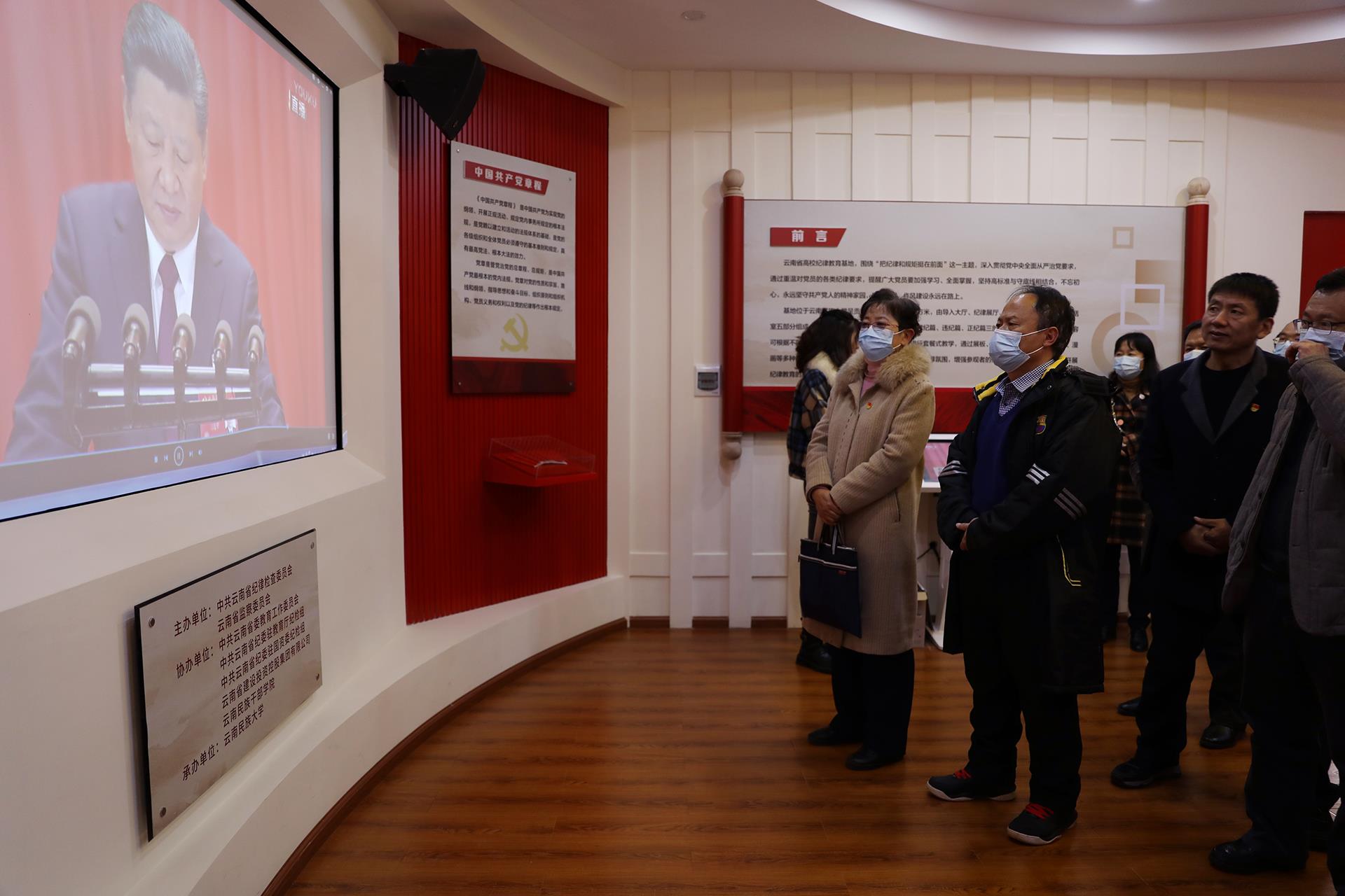 2eec07a4914e43f3a16fd6575d32d96e.jpg 2eec07a4914e43f3a16fd6575d32d96e.jpg