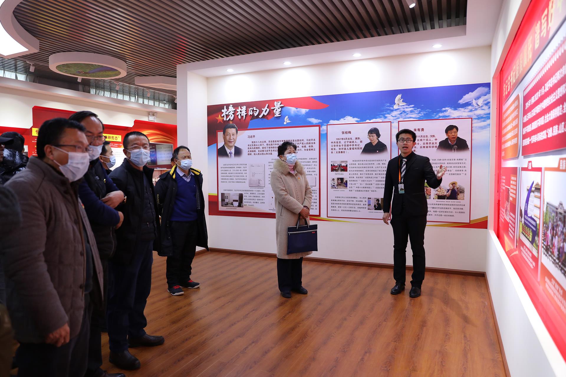 b9c8521e163a422e9188a3b2ead9e222.jpg b9c8521e163a422e9188a3b2ead9e222.jpg