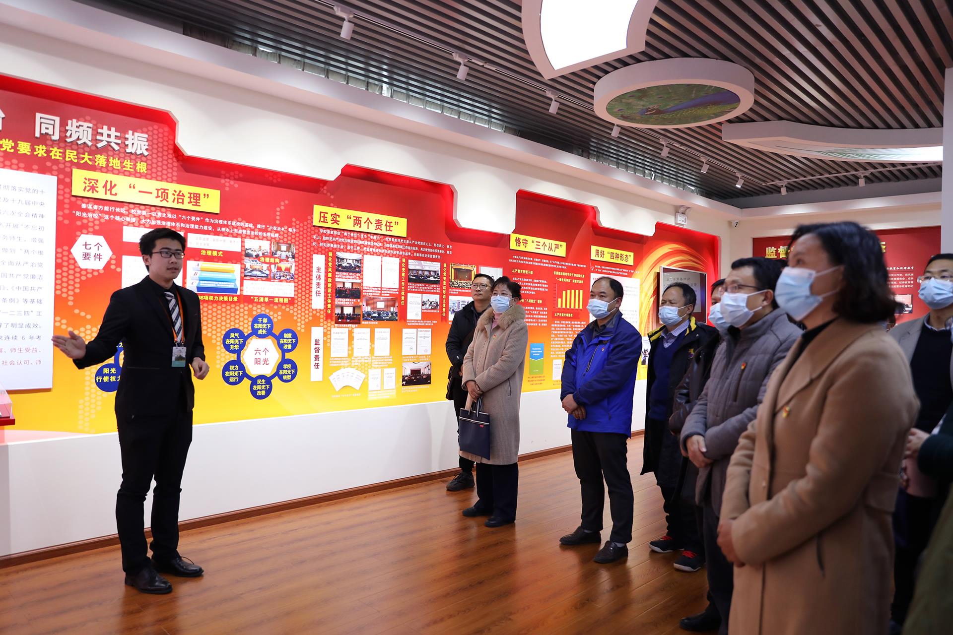 dbd32f2e9d234a088938d5b16d6576ee.jpg dbd32f2e9d234a088938d5b16d6576ee.jpg