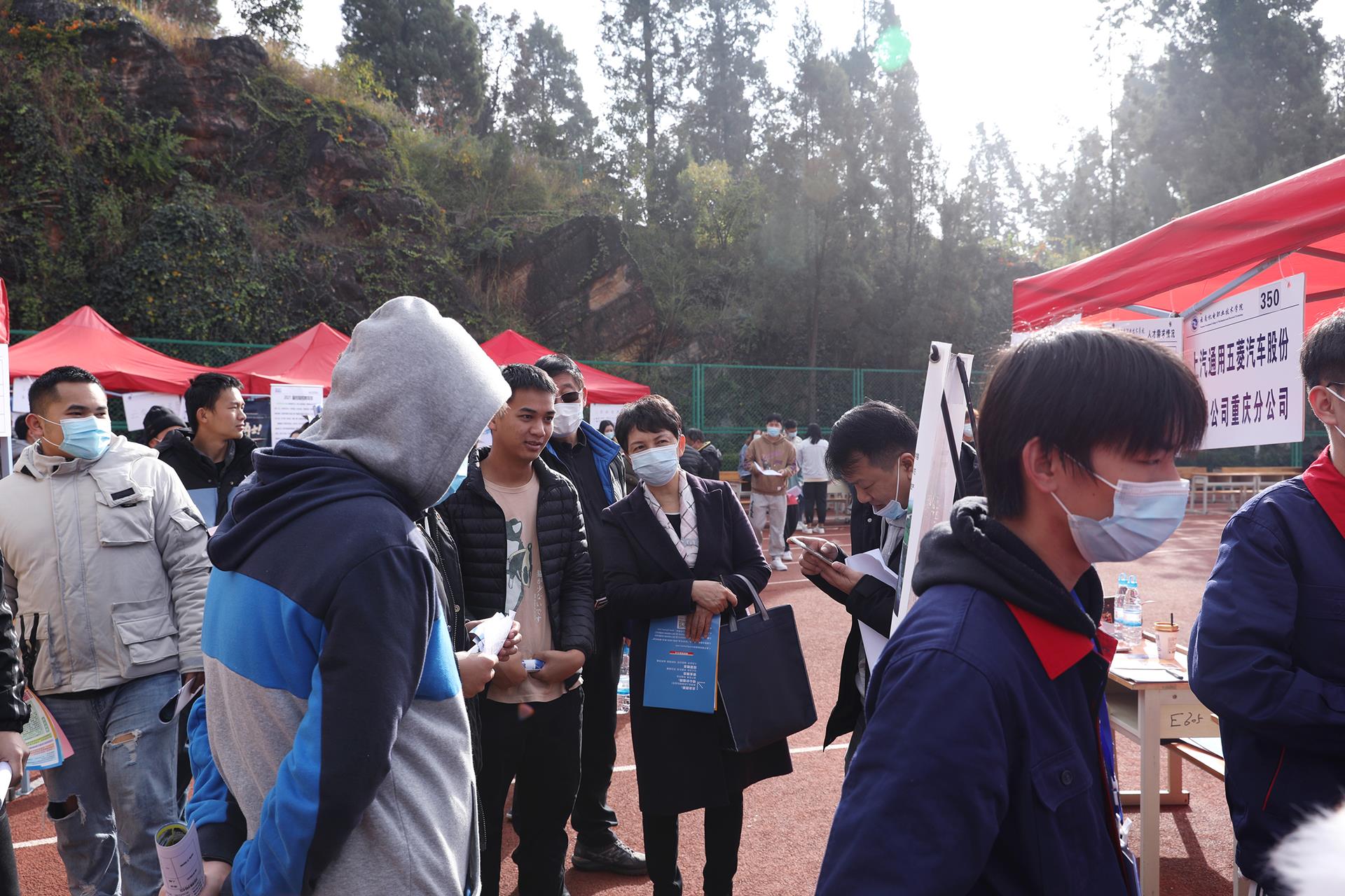 de54138f9ffe40d7813e9b50f1ebdd92.jpg de54138f9ffe40d7813e9b50f1ebdd92.jpg