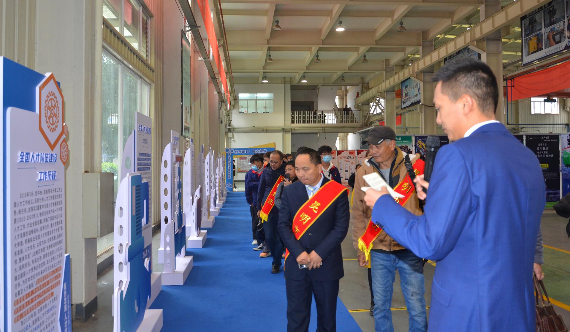 1e94436e35bc47aeb84f641acbe41524.jpg 1e94436e35bc47aeb84f641acbe41524.jpg