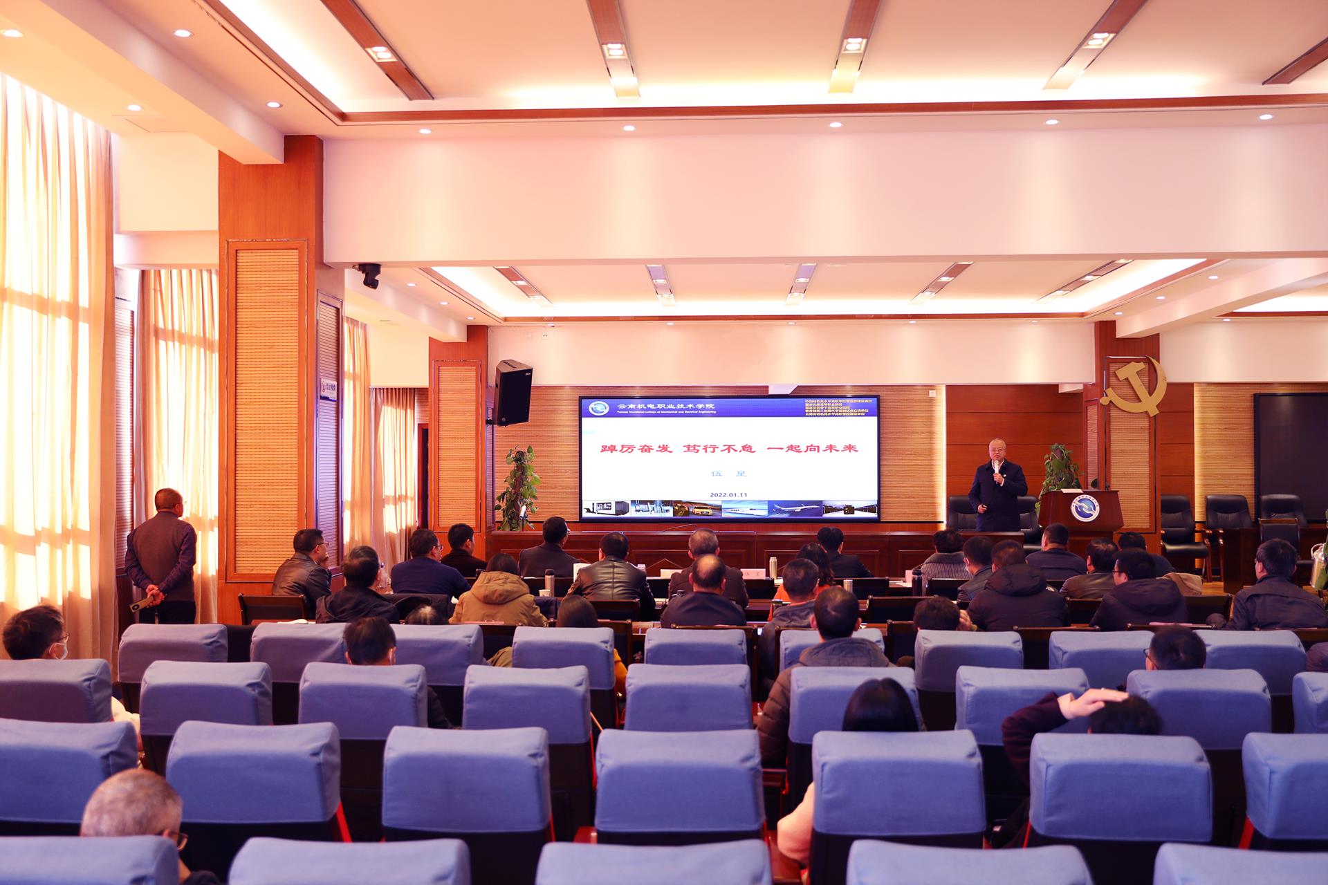 45bd769345494fb9a6e402a281a33dfe.jpg 45bd769345494fb9a6e402a281a33dfe.jpg