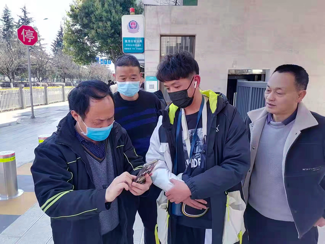 9dd70eadc86b495b91a21a01493e969c.jpg 9dd70eadc86b495b91a21a01493e969c.jpg