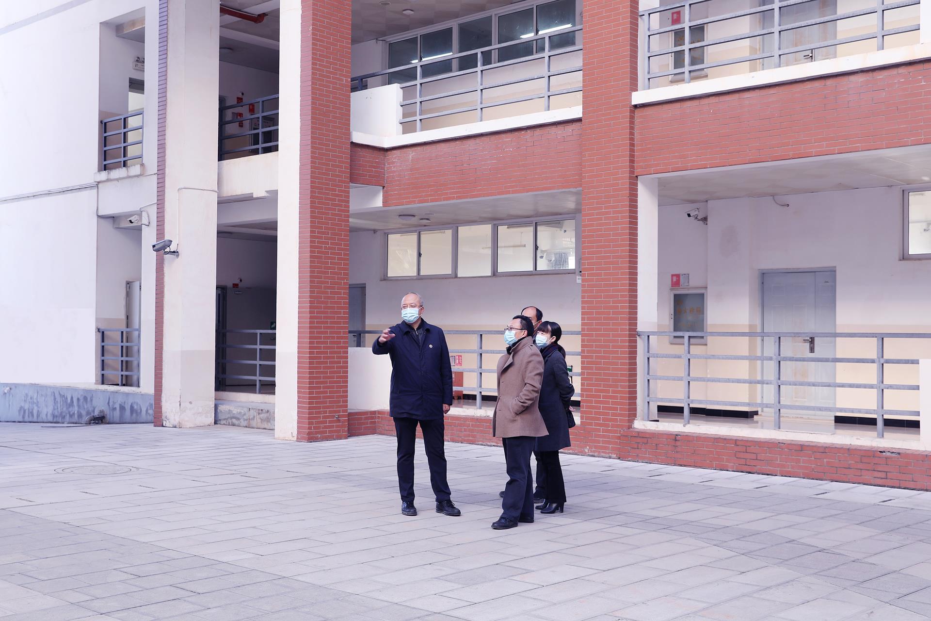 f80cf92779c8400bb9742672ae48cd65.jpg f80cf92779c8400bb9742672ae48cd65.jpg