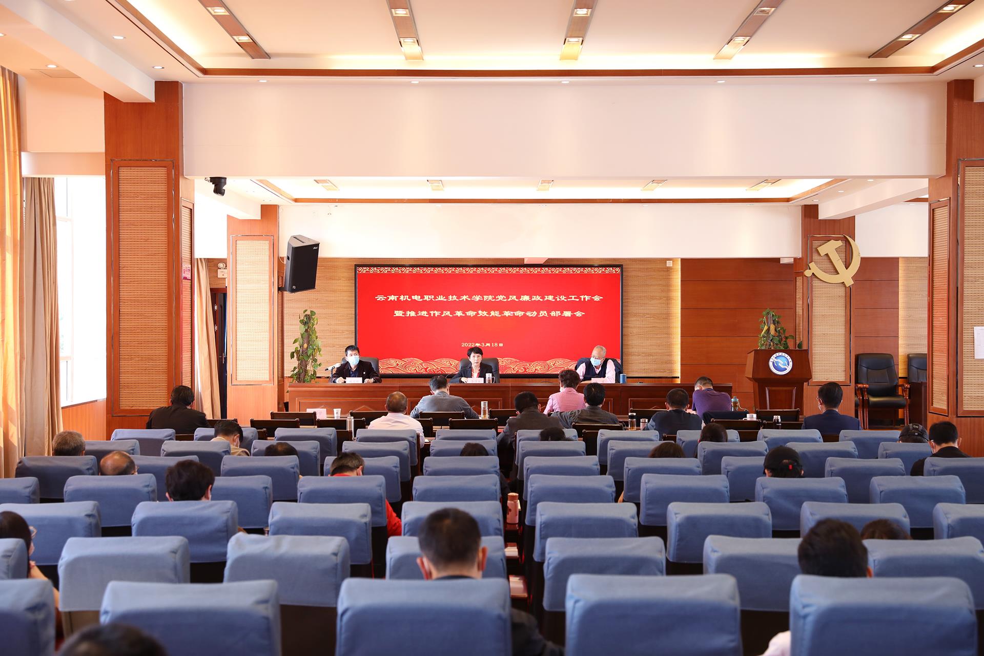 ef99fff3d7c64cb2bd4f8a9907039c1a.jpg ef99fff3d7c64cb2bd4f8a9907039c1a.jpg