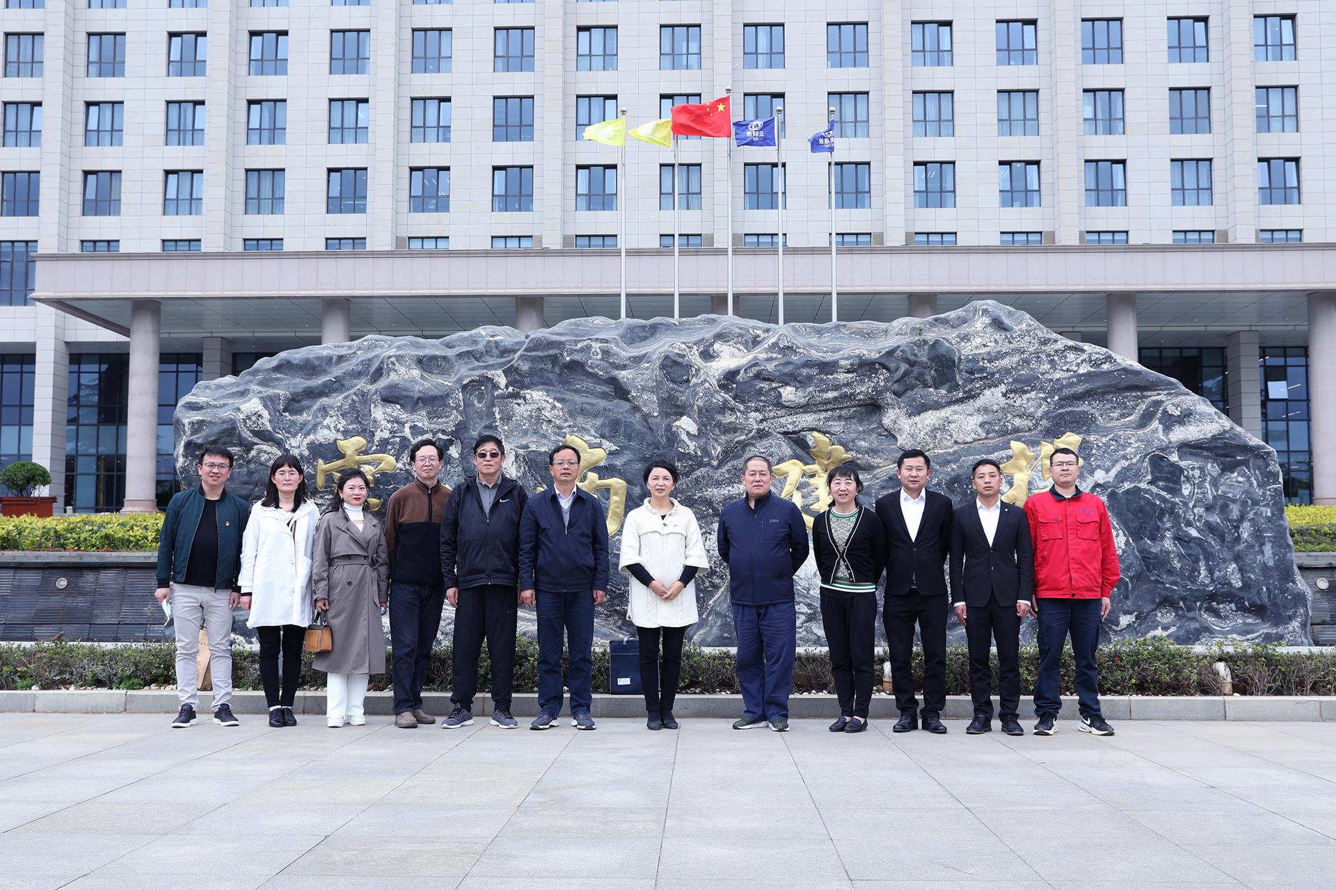 cdef71dc191e4fa29b1848dac614b8b9.jpg cdef71dc191e4fa29b1848dac614b8b9.jpg