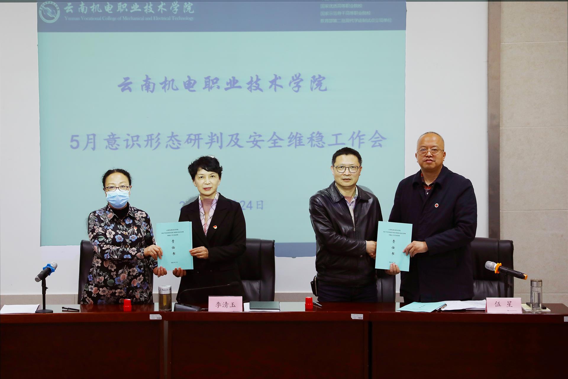 165808d563cf42bf941cf2b5c1c8c846.jpg 165808d563cf42bf941cf2b5c1c8c846.jpg