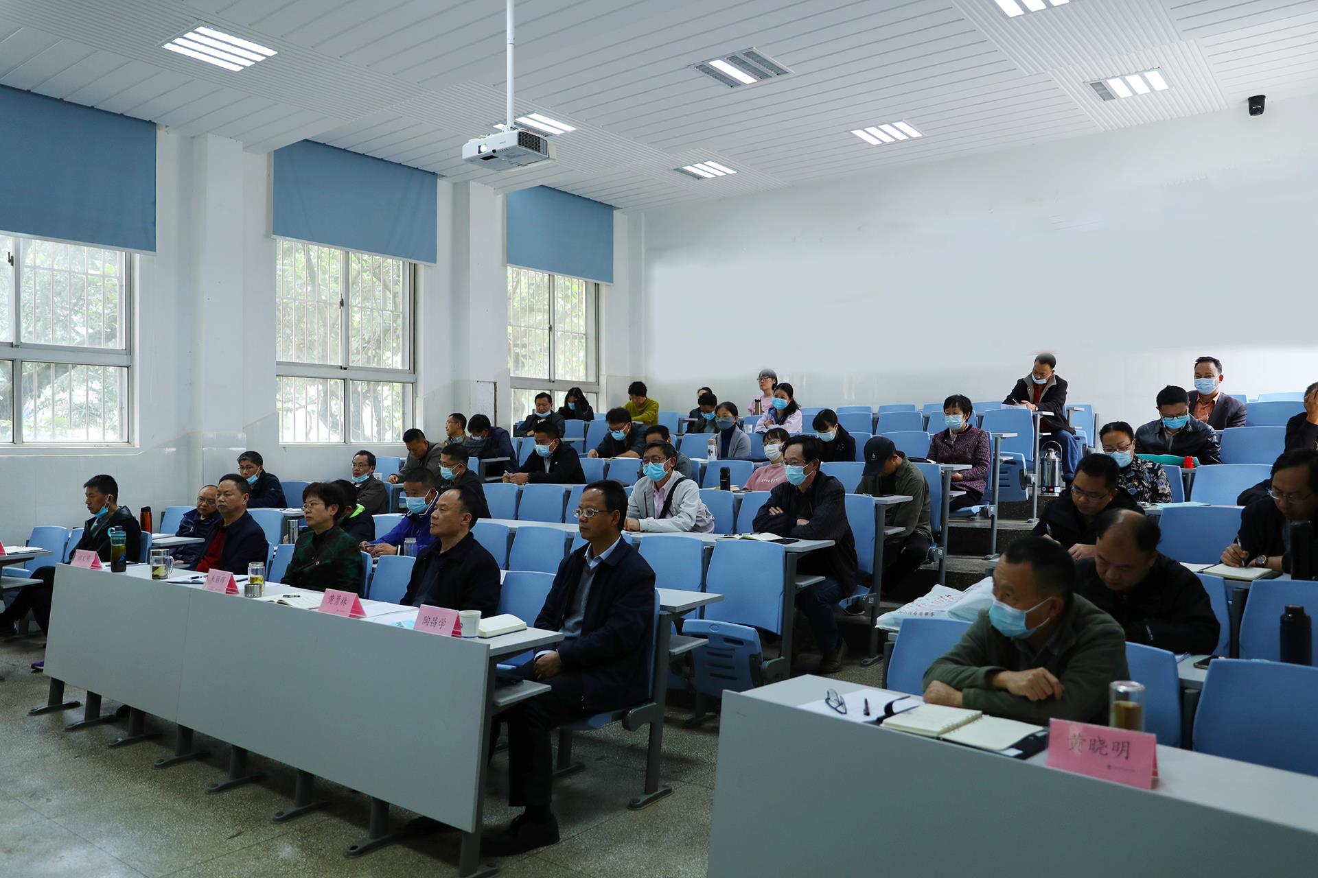 99dd817876b9404f83016cc3871d063d.jpg 99dd817876b9404f83016cc3871d063d.jpg