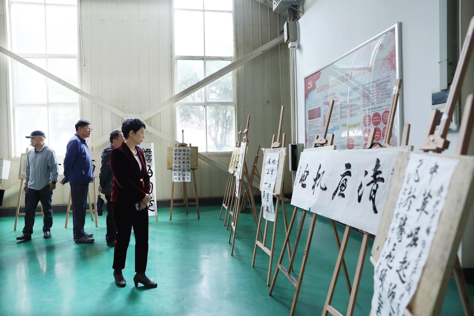 aaa97e4fd6d3428c92a2f7941e3308cd.jpg aaa97e4fd6d3428c92a2f7941e3308cd.jpg