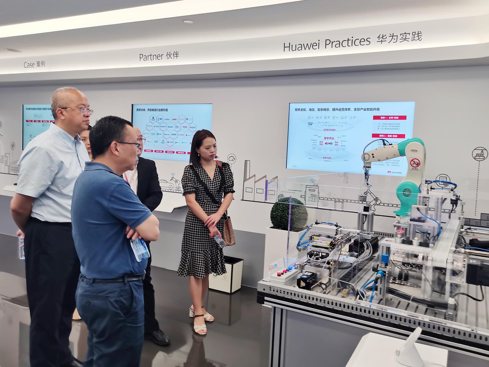 2f846fdec79943239bff3bfa4677acff.jpg 2f846fdec79943239bff3bfa4677acff.jpg