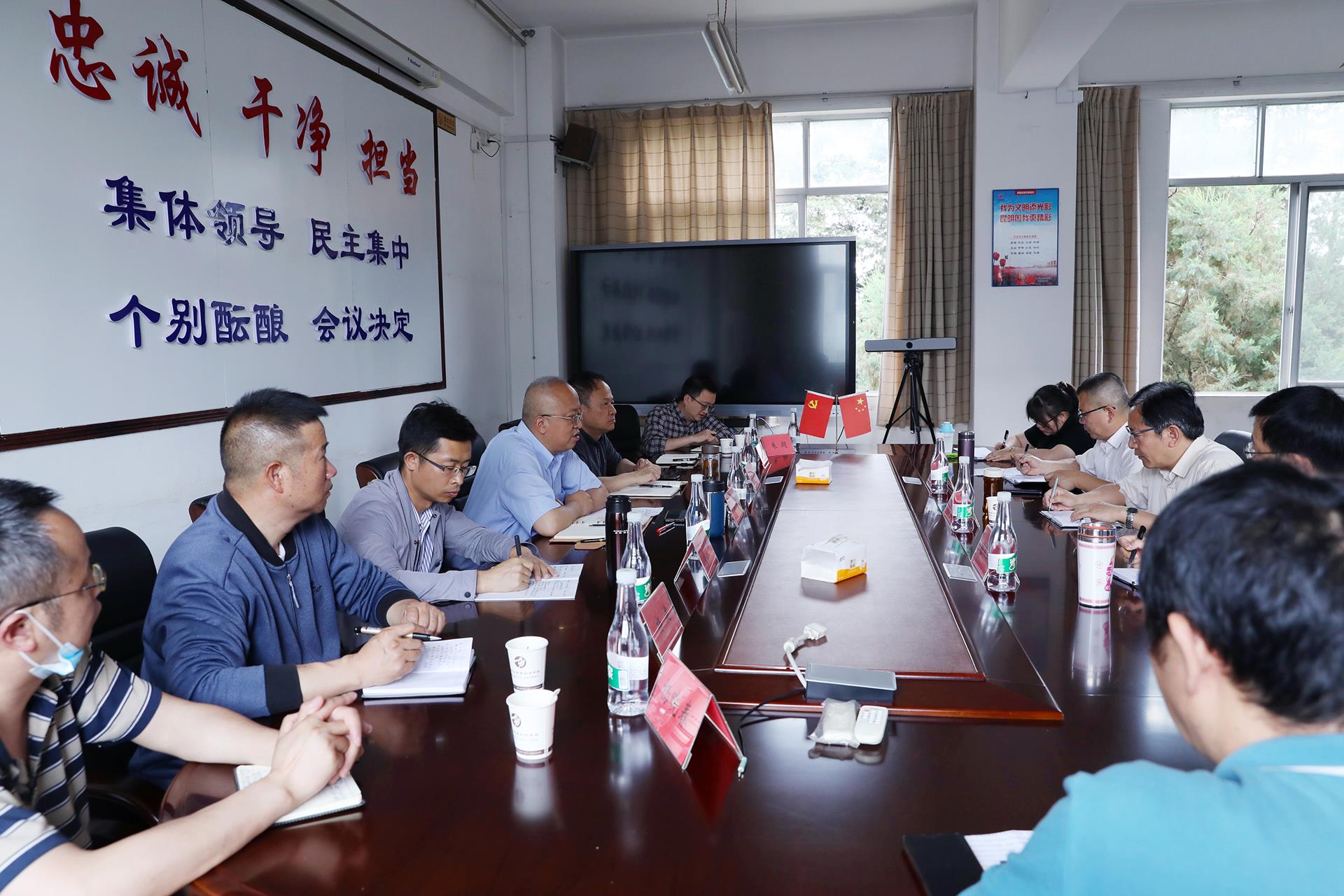 e5fee826c0fd4b07913e3a5f05c16d68.jpg e5fee826c0fd4b07913e3a5f05c16d68.jpg