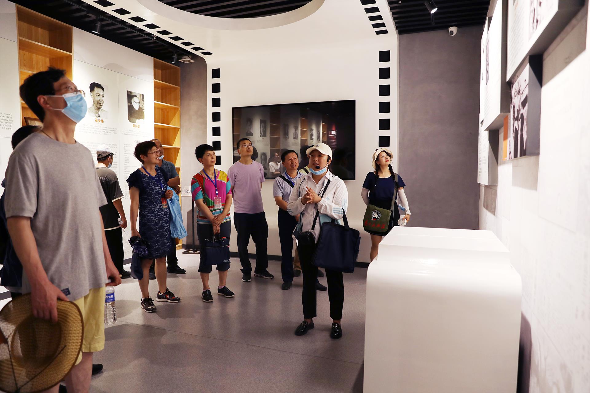 cf988e4e40fa426f9a28a7791810e6cb.jpg cf988e4e40fa426f9a28a7791810e6cb.jpg