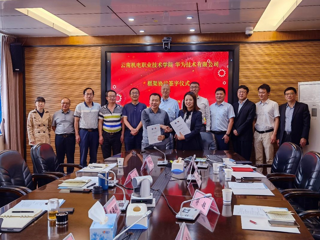 43f79b4fa9a5485bbb60edb39aa36861.jpg 43f79b4fa9a5485bbb60edb39aa36861.jpg