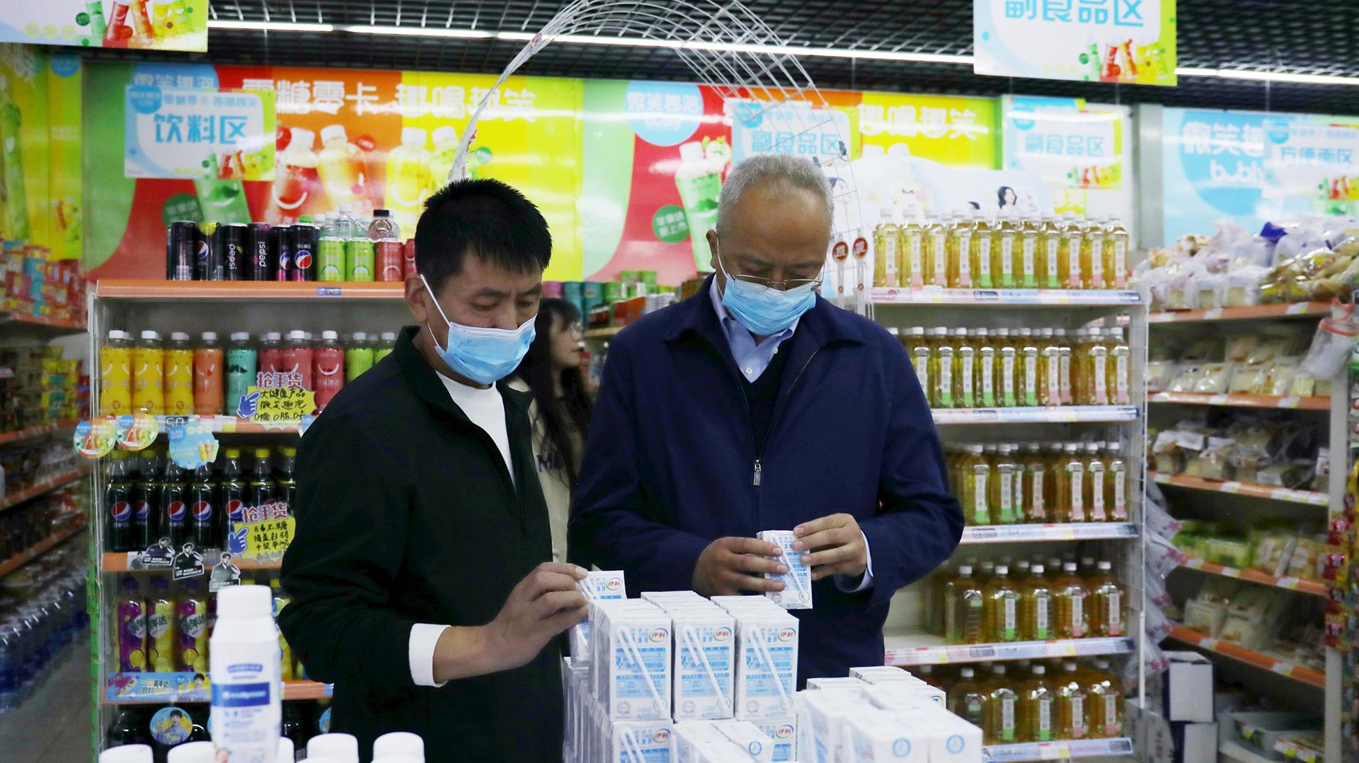 7ed3f52f2088423186e2bfcdf595b7b7.jpg 7ed3f52f2088423186e2bfcdf595b7b7.jpg