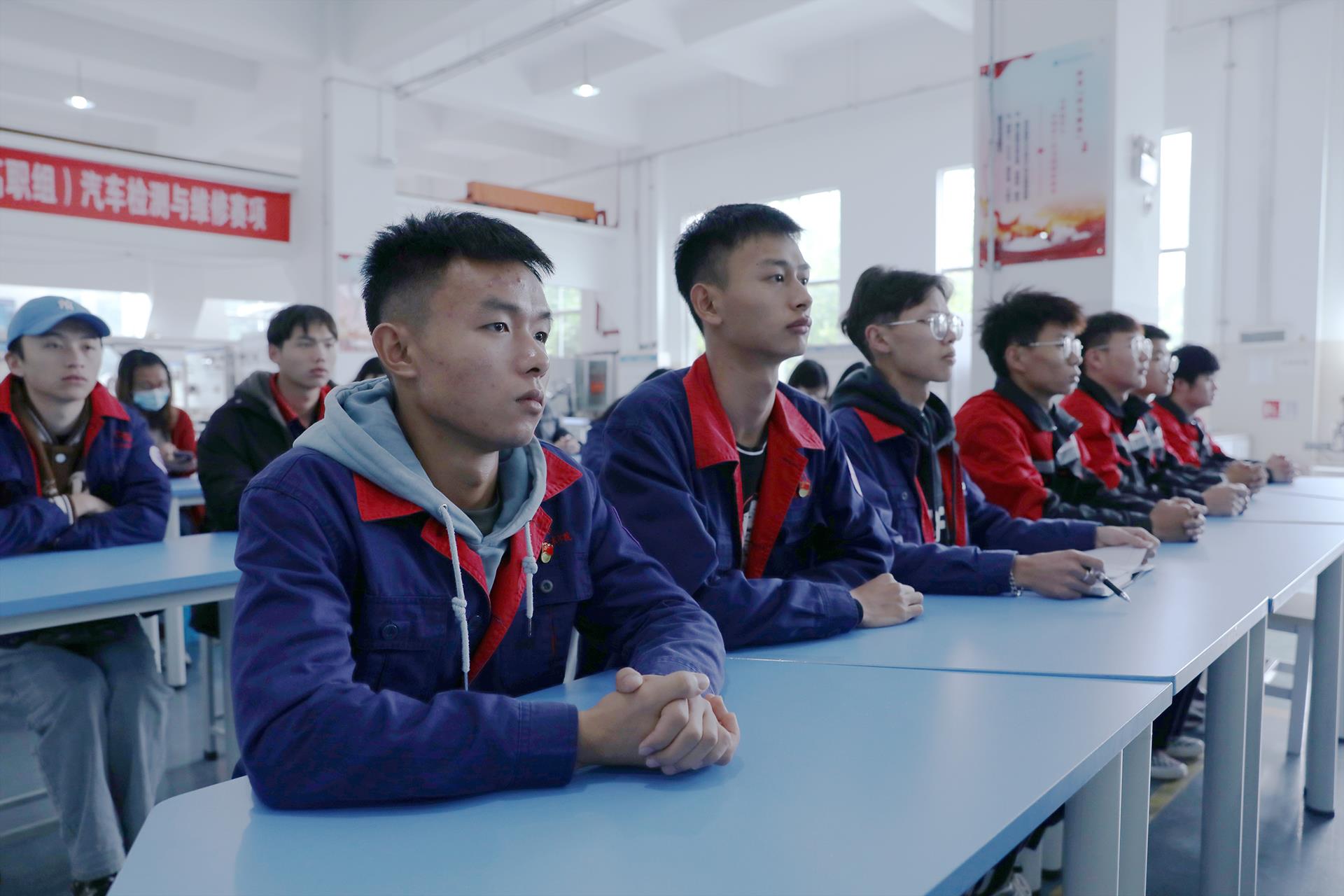 2b59672c9da04ed7bfc0a8eaf05fe75b.jpg 2b59672c9da04ed7bfc0a8eaf05fe75b.jpg