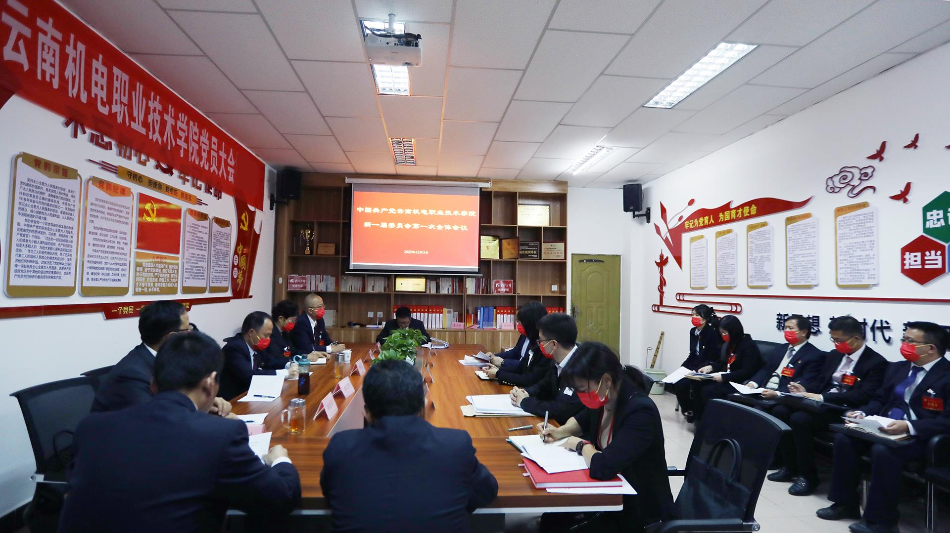 2116e921d7d6482ca78460fd7934b7fd.jpg 2116e921d7d6482ca78460fd7934b7fd.jpg