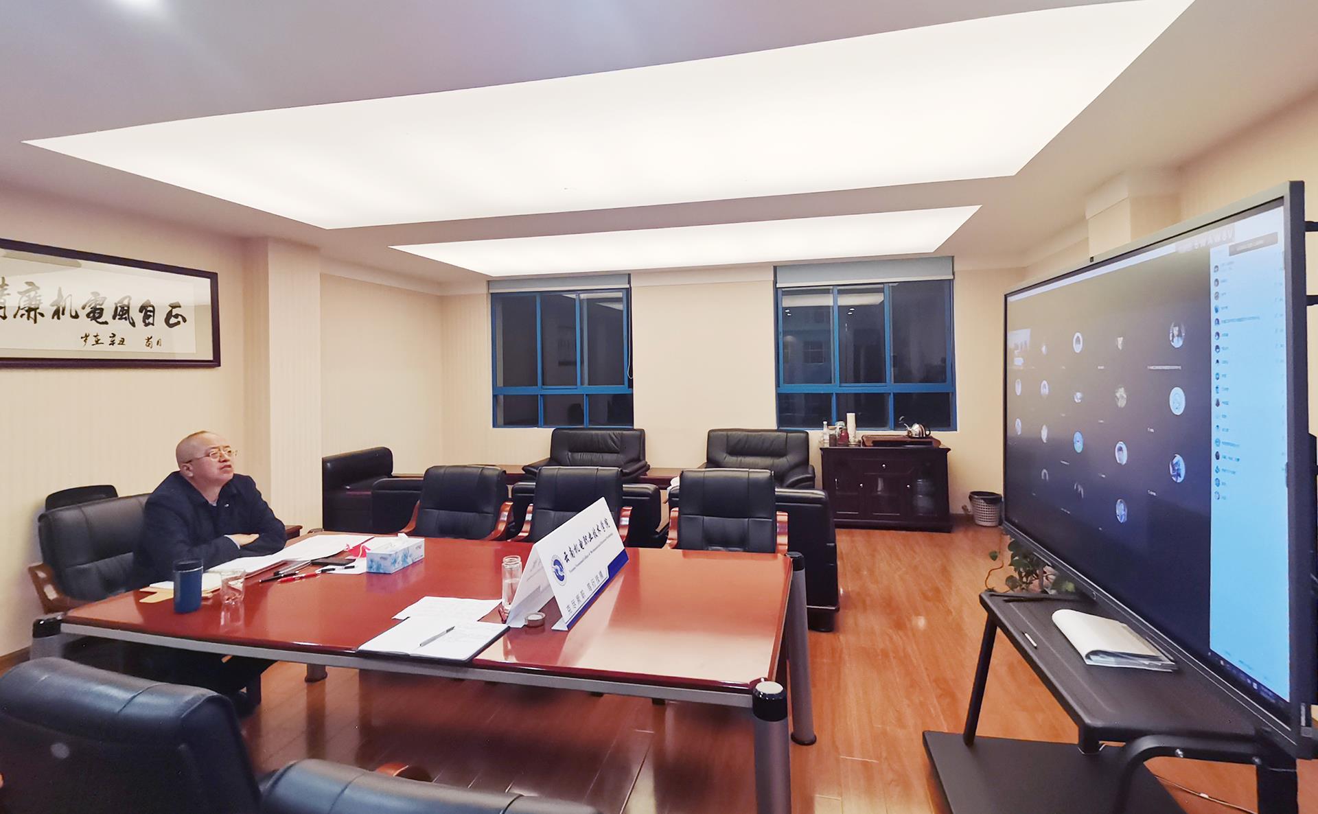 f2da066ec829434da95bcbf7036fbb6c.jpg f2da066ec829434da95bcbf7036fbb6c.jpg