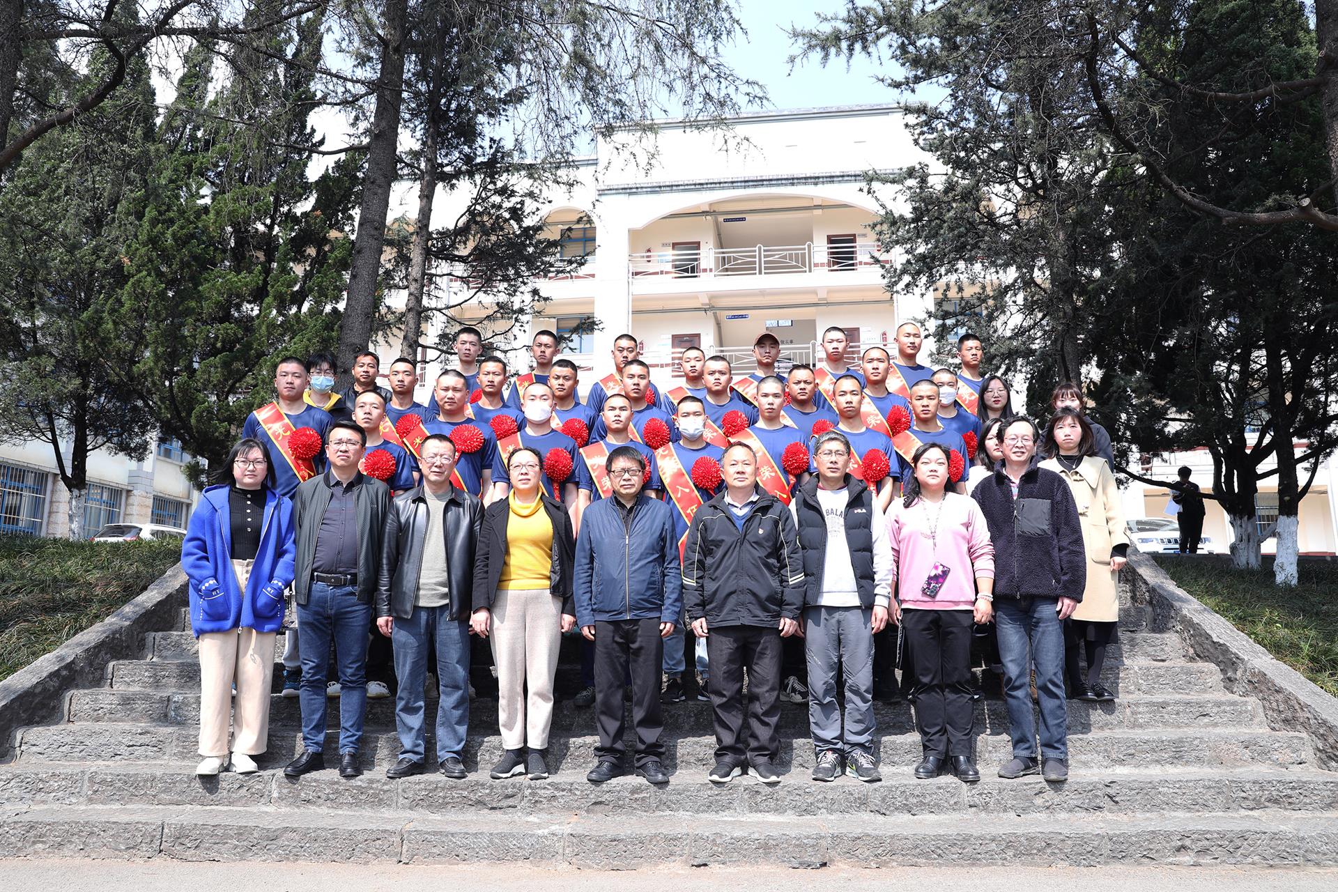 f10a0bdfae7142c18a53055a76f7c45a.jpg f10a0bdfae7142c18a53055a76f7c45a.jpg