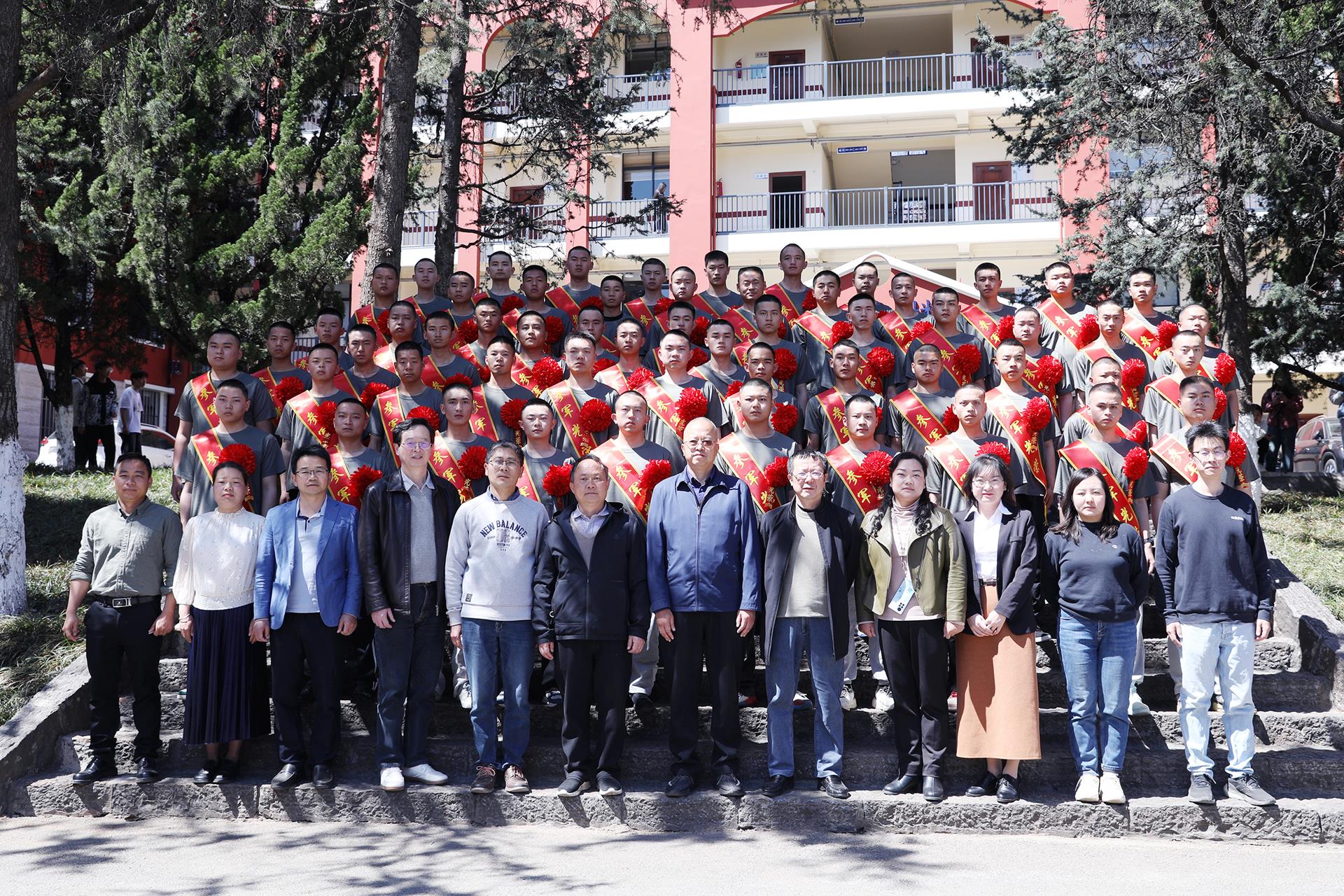 8a9bd4b8ace844be85f36deaf1edb8fc.jpg 8a9bd4b8ace844be85f36deaf1edb8fc.jpg