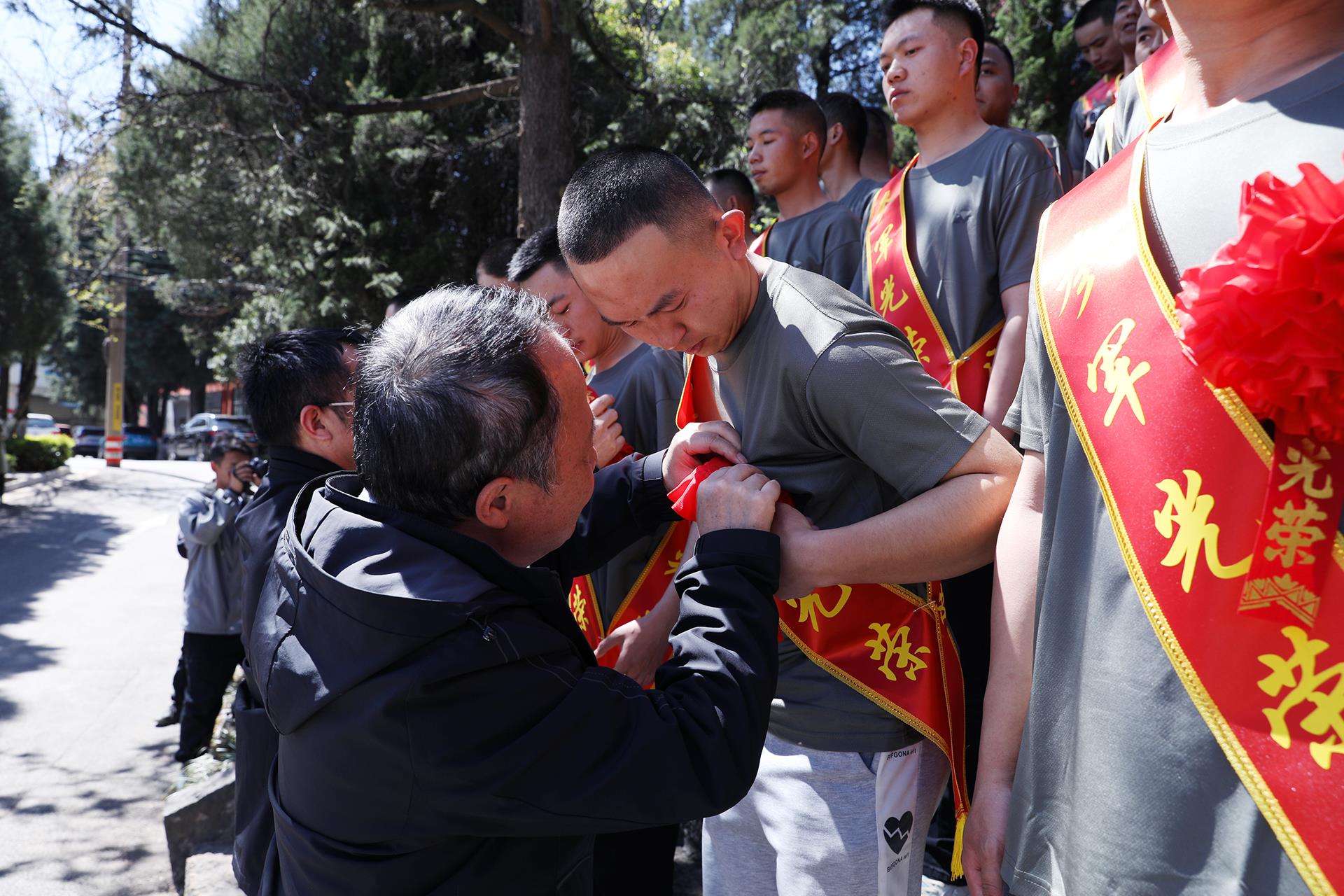 f716cbc045c84b1e8bd46178febfd17d.jpg f716cbc045c84b1e8bd46178febfd17d.jpg