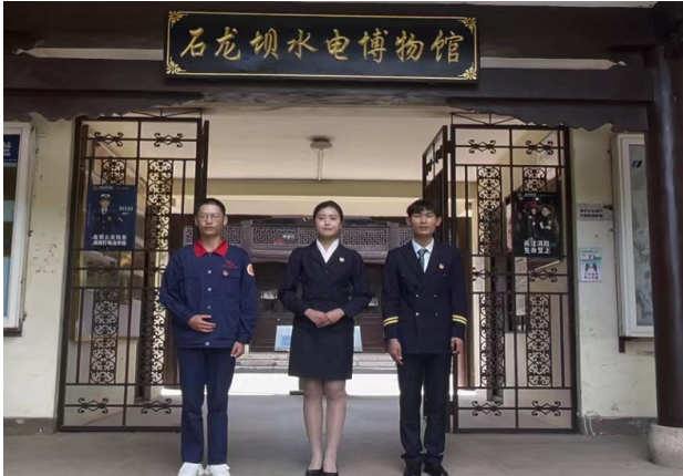 81b635b490d447dab71018f3537b7092.png 81b635b490d447dab71018f3537b7092.png