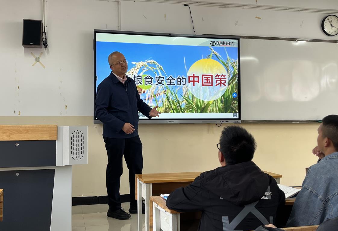 b7338fb9579e411a8a295fe59508df7e.jpg b7338fb9579e411a8a295fe59508df7e.jpg