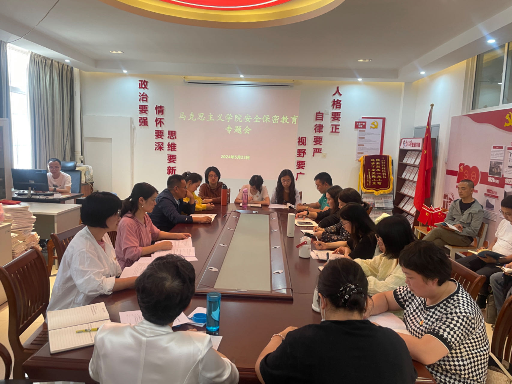 532700727bc24bbb9d6a947a86abe016.jpg 532700727bc24bbb9d6a947a86abe016.jpg