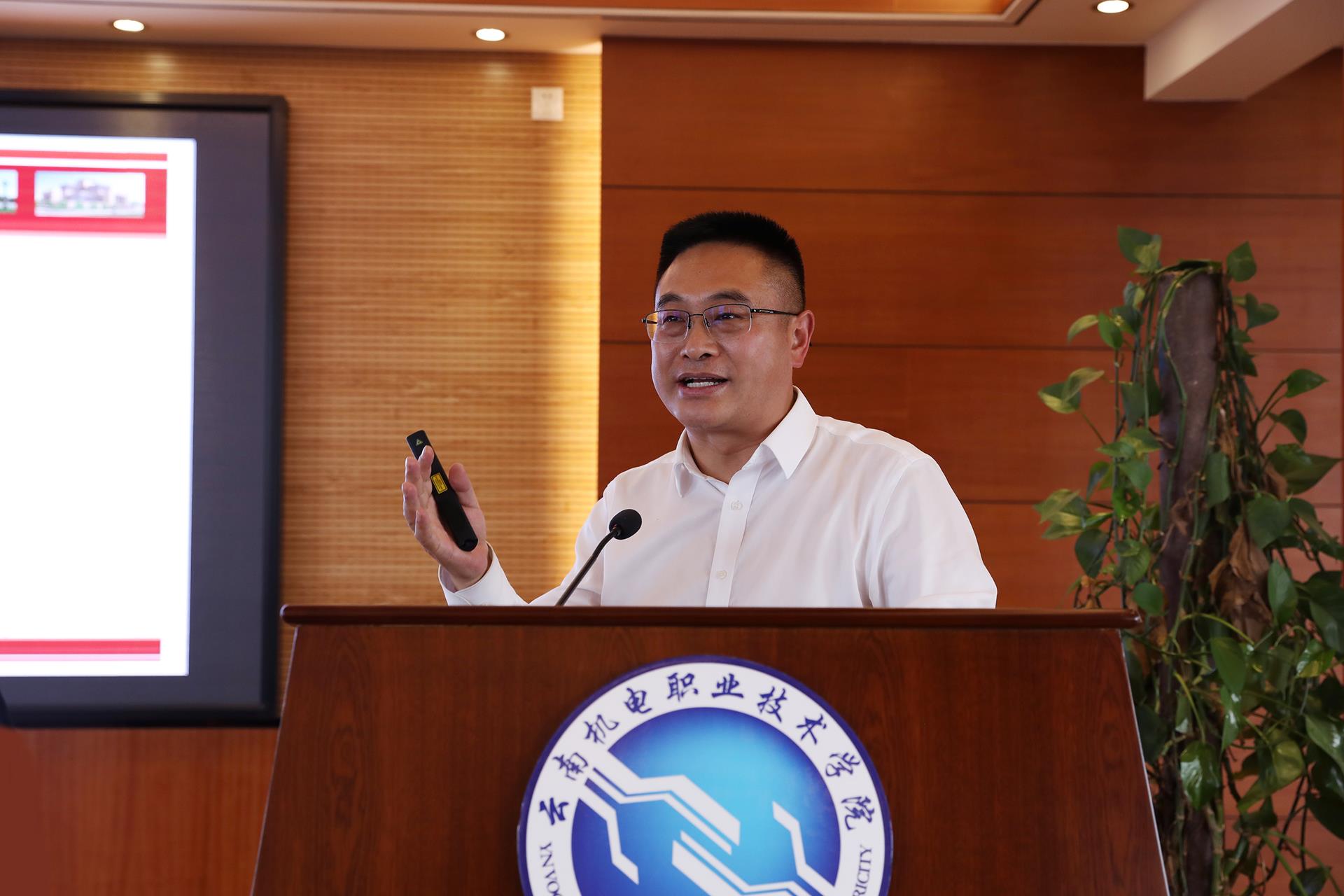 361a12244f5f40b299f8938f1c354701.jpg 361a12244f5f40b299f8938f1c354701.jpg