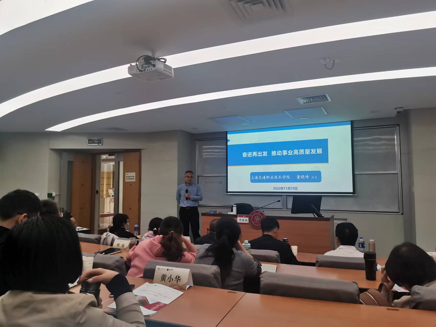 2d541fecaf2941a4b639b693f78c4a3d.jpg 2d541fecaf2941a4b639b693f78c4a3d.jpg