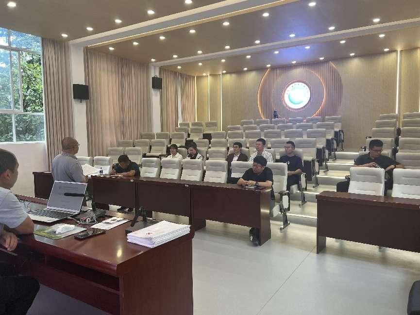 c4d9551d27384958a4f9e316272ad098.jpg c4d9551d27384958a4f9e316272ad098.jpg