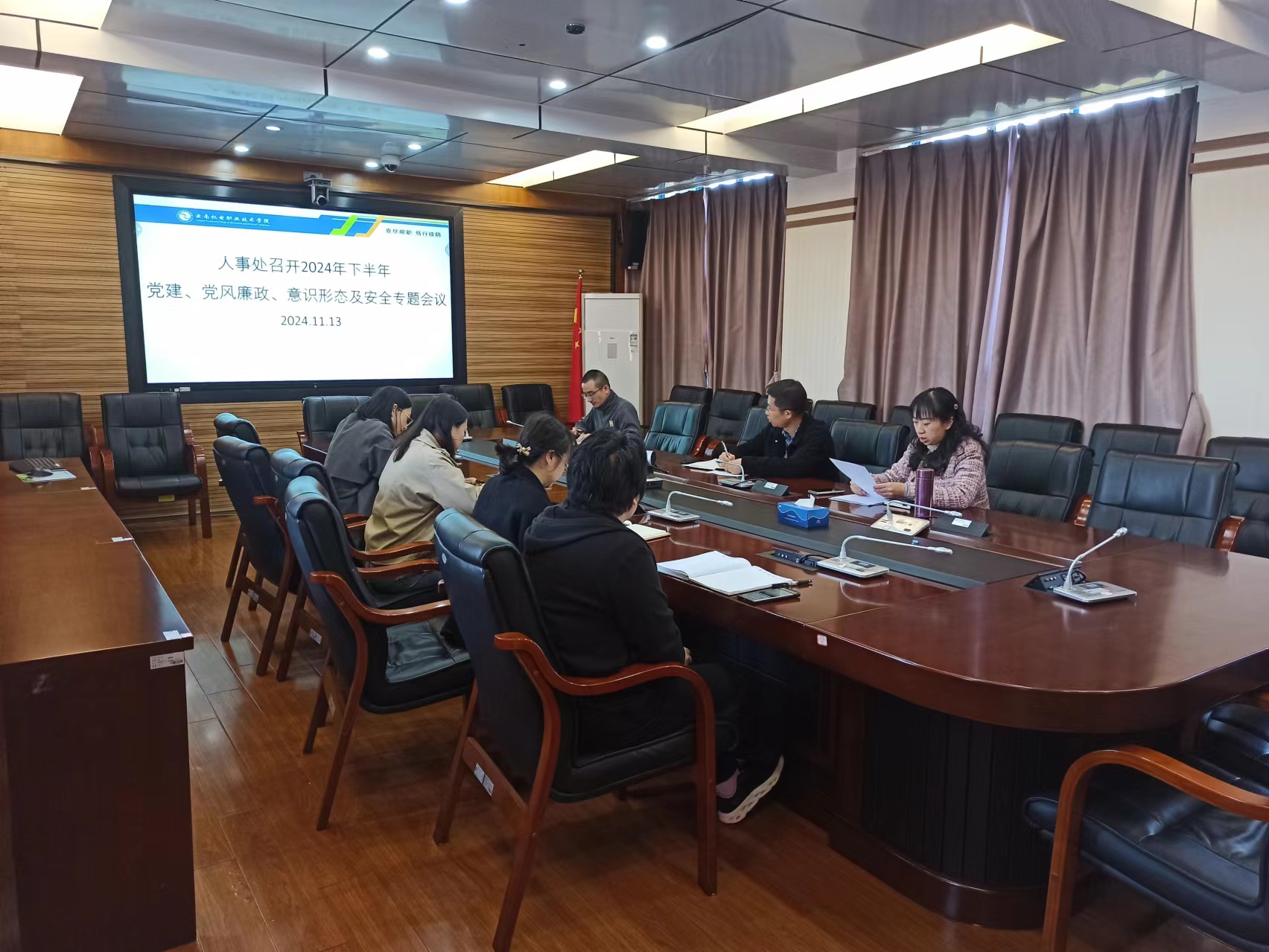 73b3ce42348948c2b396fa3bcf4129b2.jpg 73b3ce42348948c2b396fa3bcf4129b2.jpg