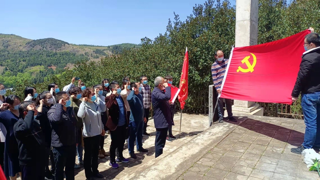 055ca64b408847a39194cc906812b8d1.jpg 055ca64b408847a39194cc906812b8d1.jpg