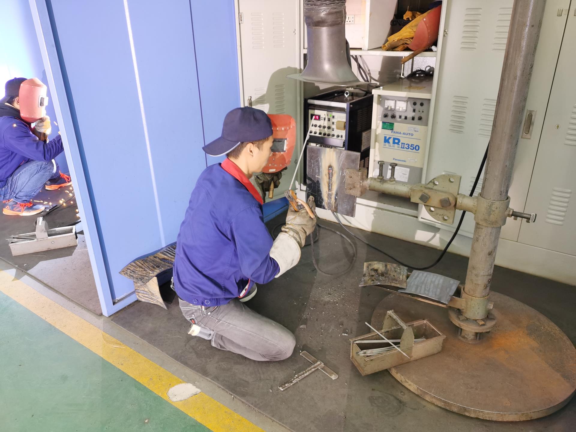 74ec0133978d4e92affe50e93fa19b16.jpg 74ec0133978d4e92affe50e93fa19b16.jpg