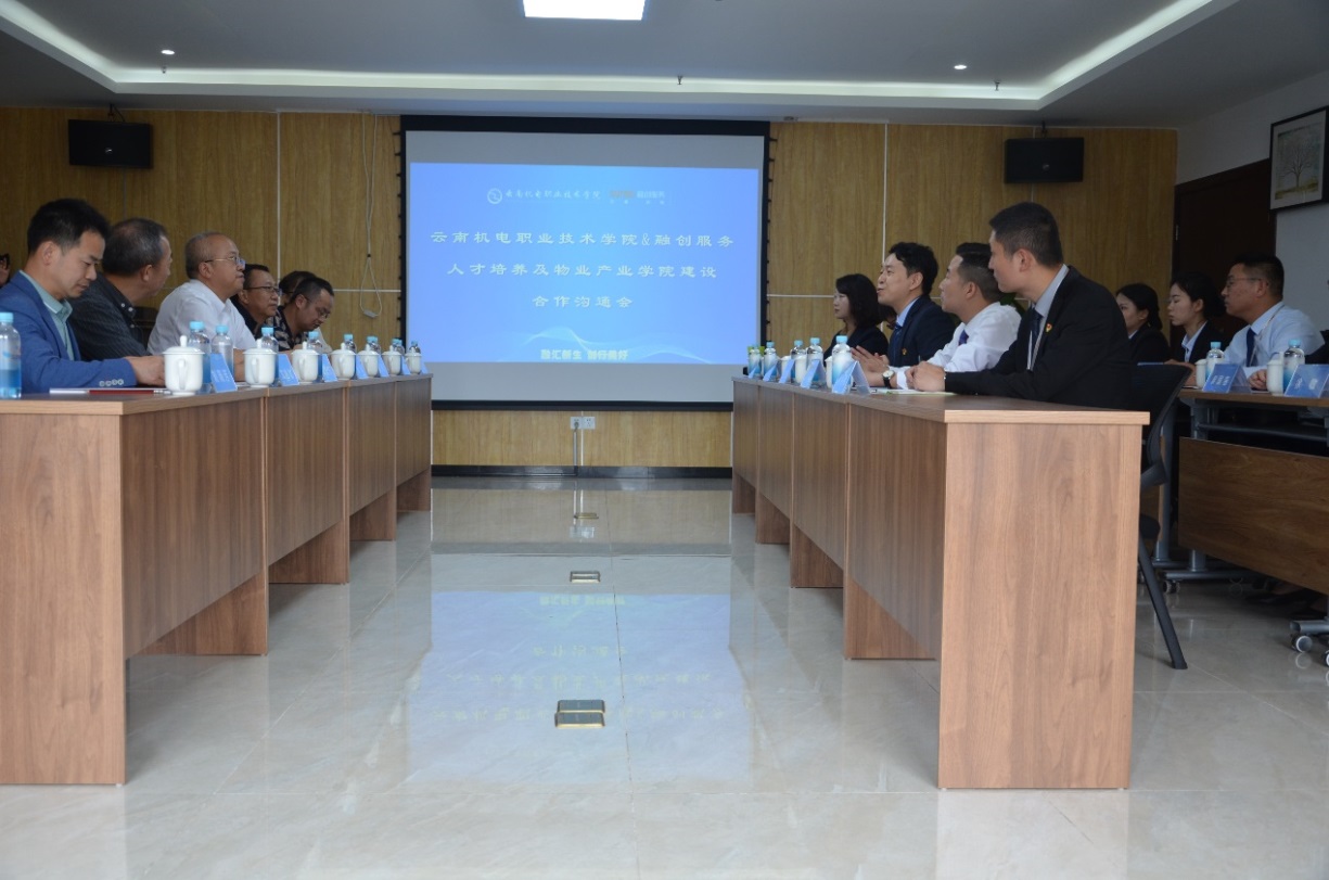 bbe44f548b7041a48b08bc45a9e9192e.jpg bbe44f548b7041a48b08bc45a9e9192e.jpg