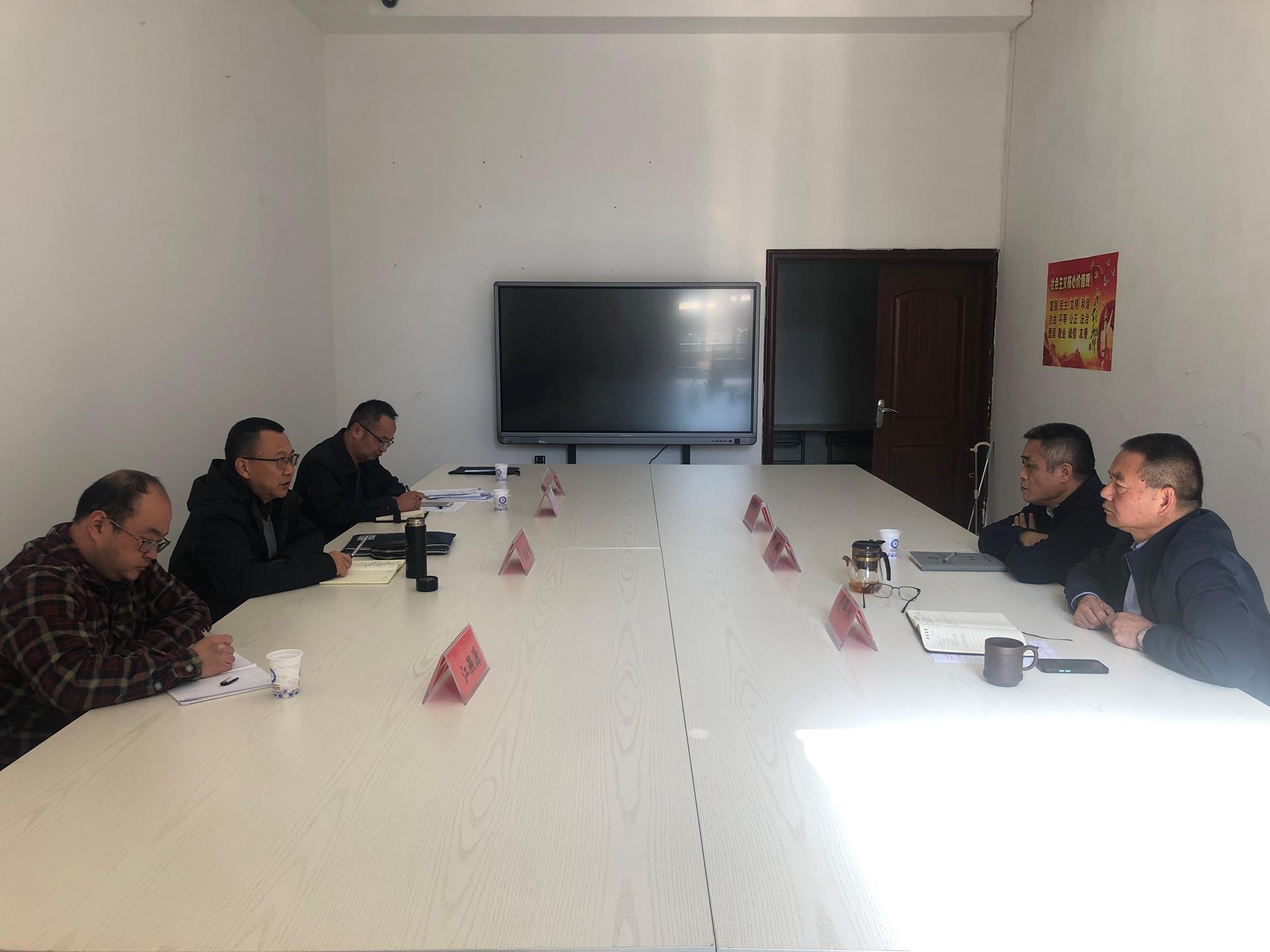 256ecbaef3ab4a1e8f1431adc484b05e.jpg 256ecbaef3ab4a1e8f1431adc484b05e.jpg